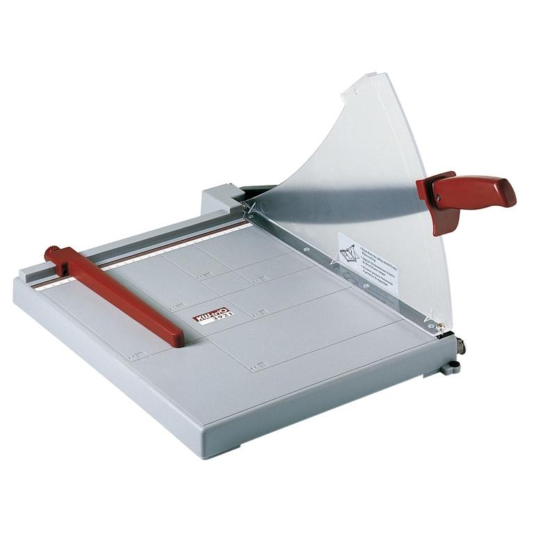 Makro Guillotina A4 Base Plastico 10H